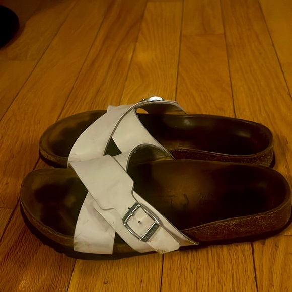 White Birkenstocks | Women’s size 10-10.5 - Picture 2 of 6